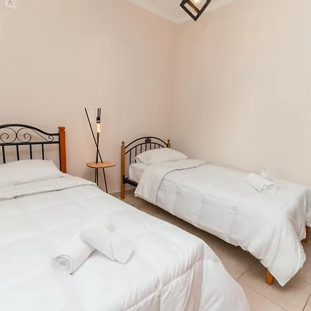 Mr. Sergio Apartment