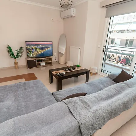 Mr. Sergio Apartment Ampavris